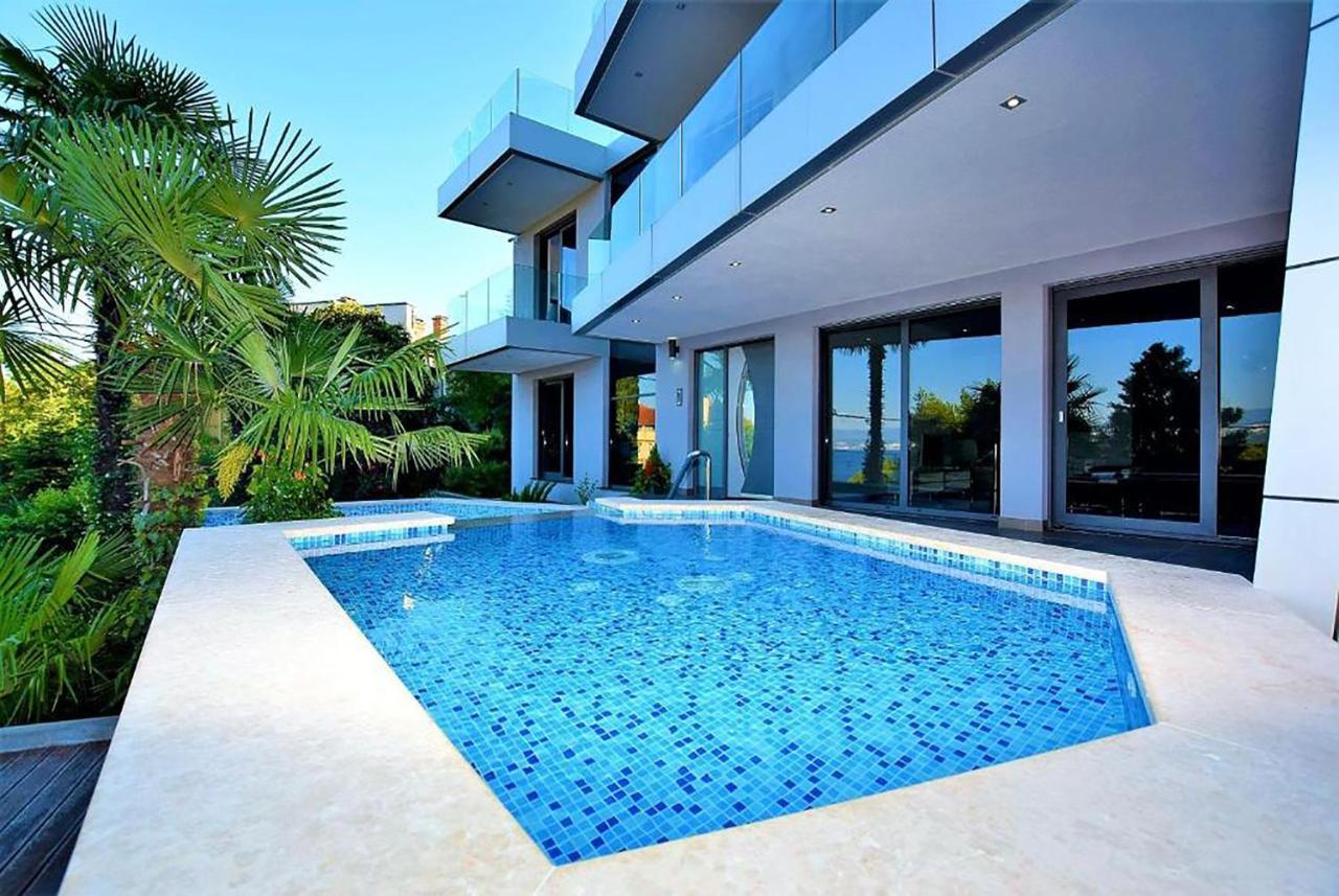 Apartments Marjanovic โอปาติยา ภายนอก รูปภาพ