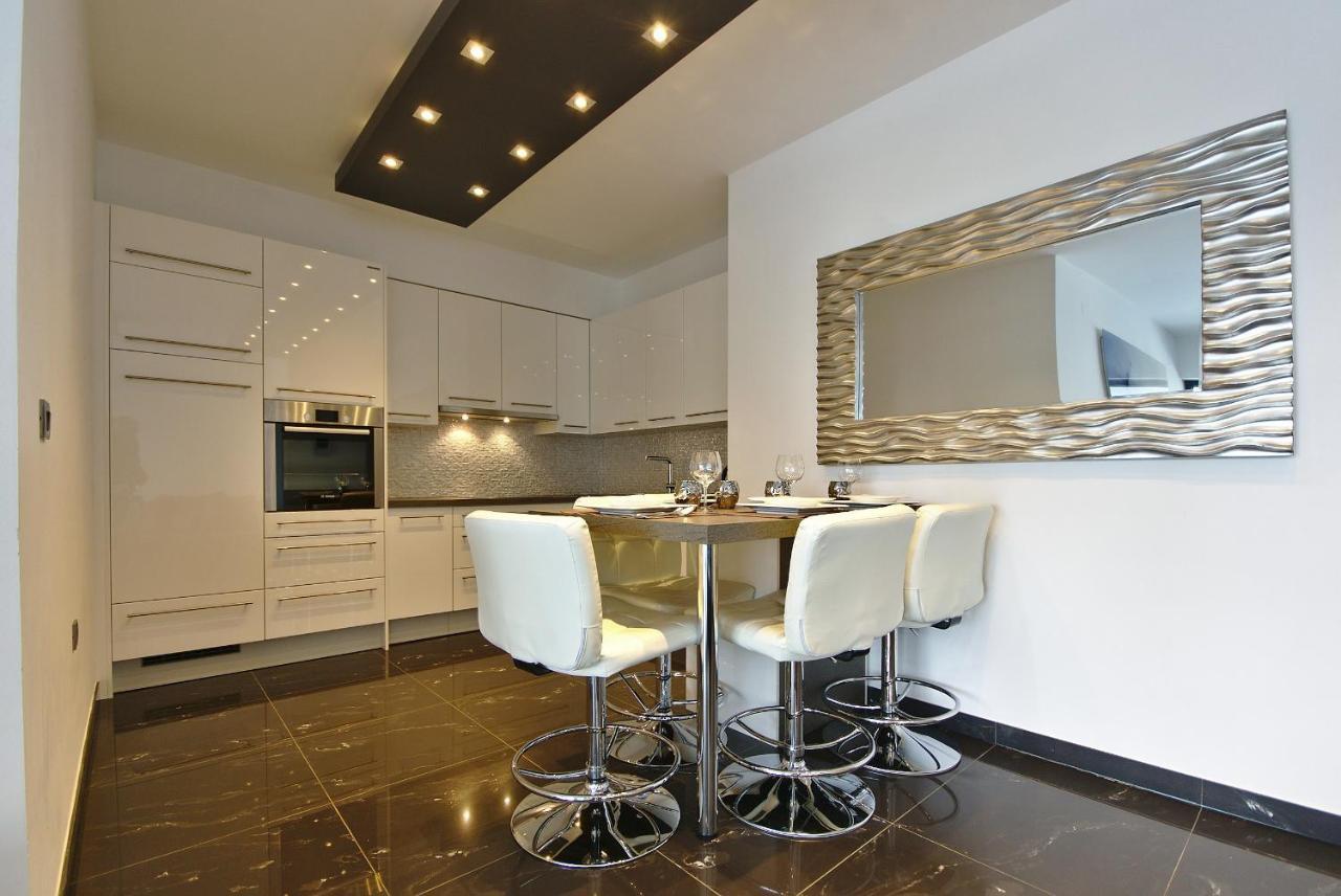 Apartments Marjanovic โอปาติยา ภายนอก รูปภาพ