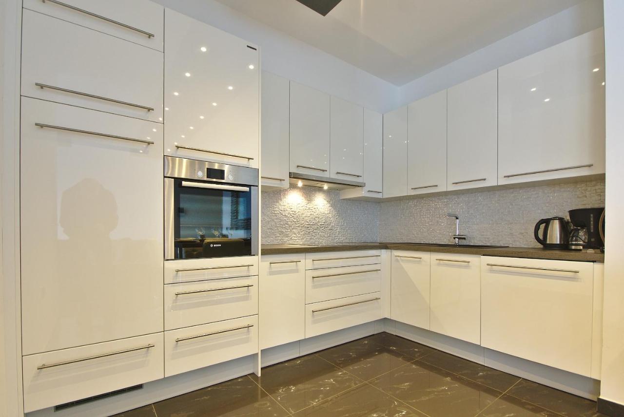 Apartments Marjanovic โอปาติยา ภายนอก รูปภาพ